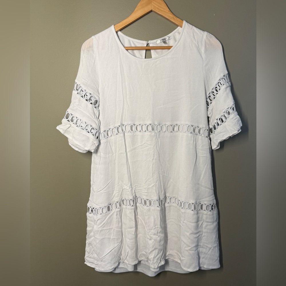 JODIFL White Eyelet Trim Blouse Medium